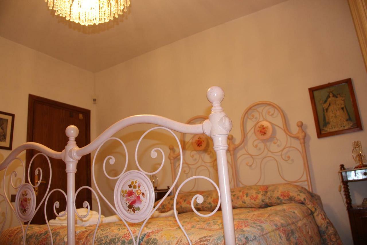 Le Coccole Del Trasimeno Guest House ตัวโร ซุล ตราซิเมโน ภายนอก รูปภาพ