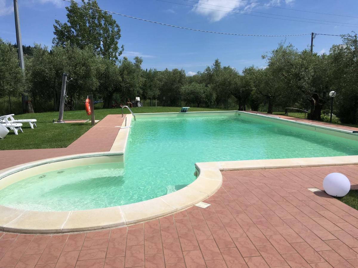 Le Coccole Del Trasimeno Guest House ตัวโร ซุล ตราซิเมโน ภายนอก รูปภาพ